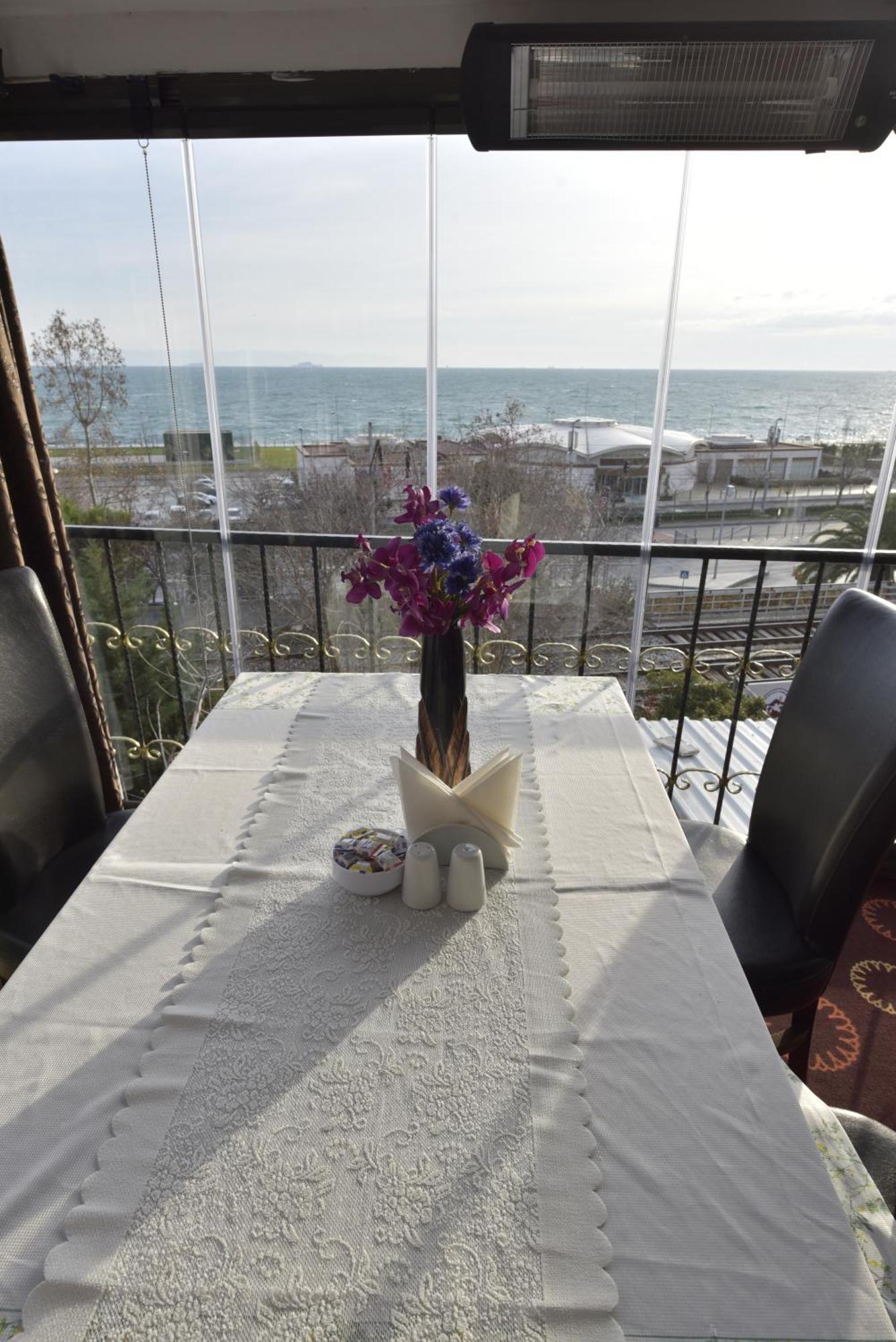Golden Palace Sea View Istambul Exterior foto